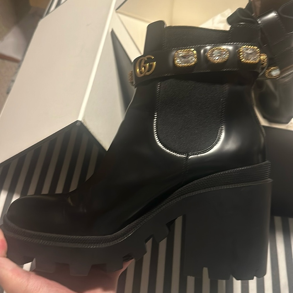 Authentic Women Gucci Boots